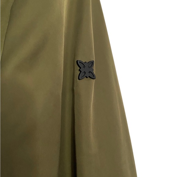 BCBGeneration spring/fall jacket. EUC. Size medium. - Picture 7 of 7